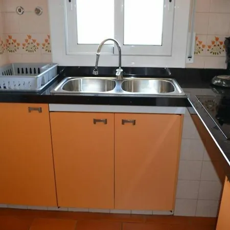 In Llanca, Girona 103540 By Mo Apartment